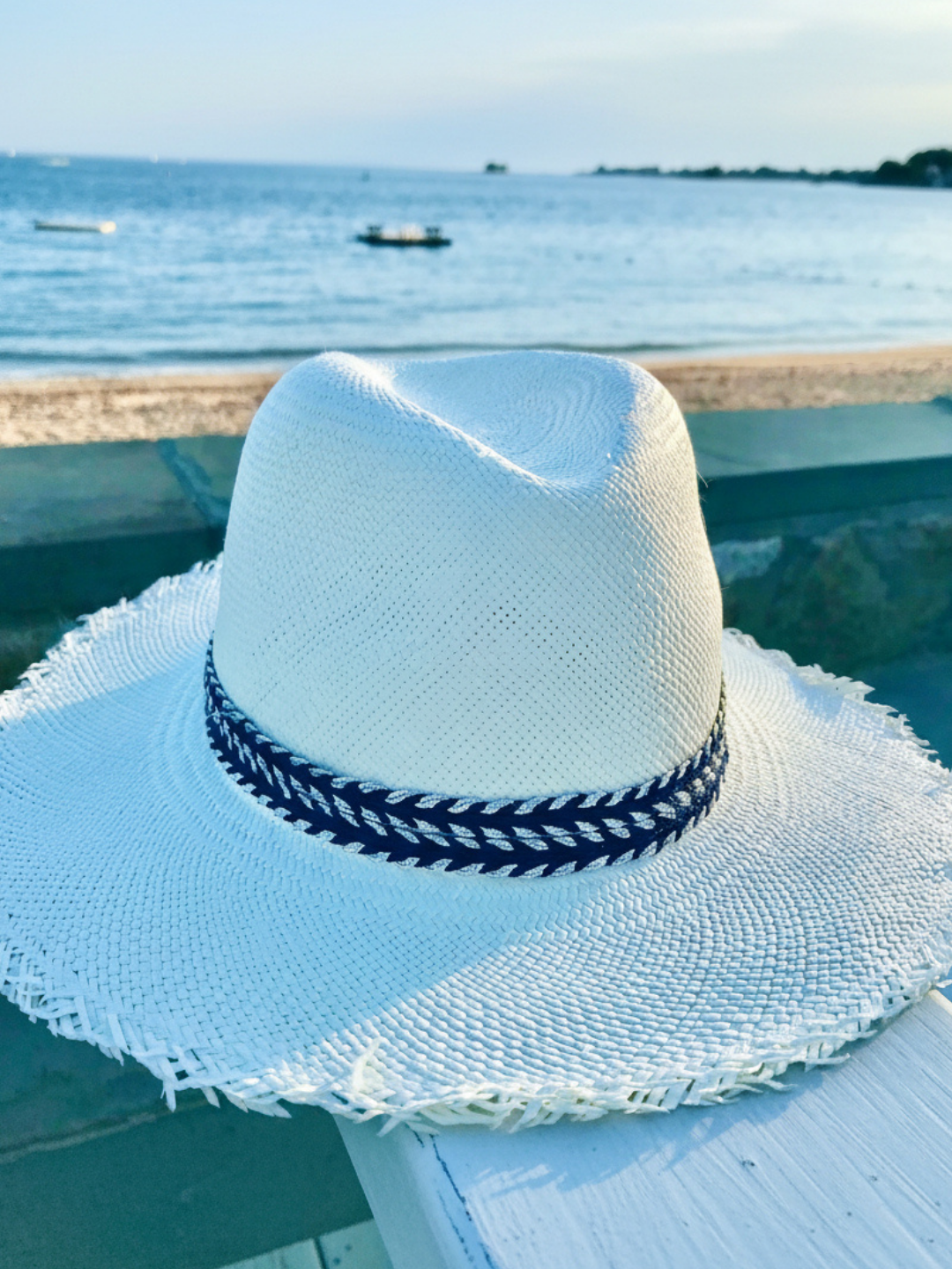 Fringe Hat with Navy/Silver Wave