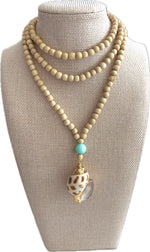 Load image into Gallery viewer, Shell Necklace
