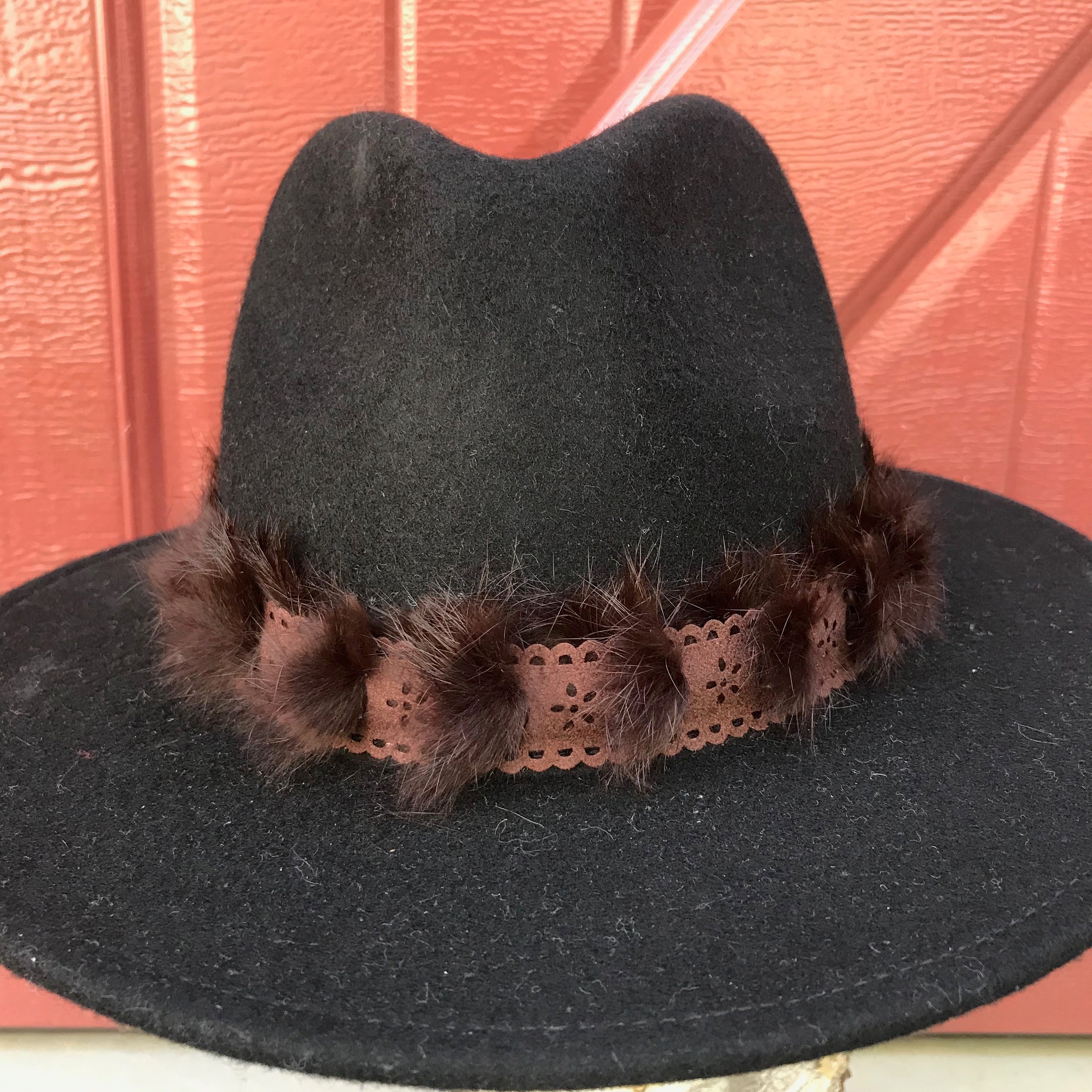 Black Wool Felt Hat - Brown Suede & Fur